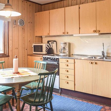 2 Bedroom Lovely Home In Koepingsvik מראה חיצוני תמונה